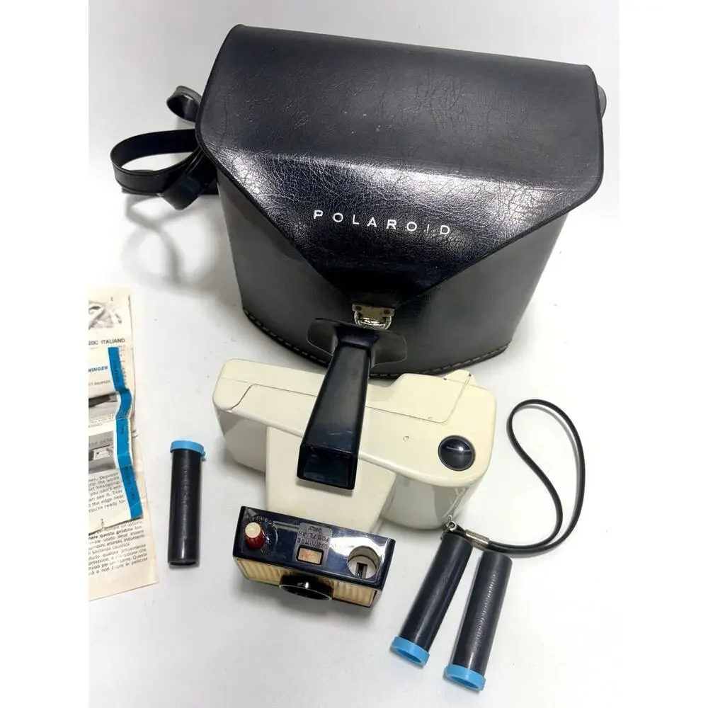 Vintage Polaroid Swinger Model 20 Land Camera w Case Manual Film Canisters